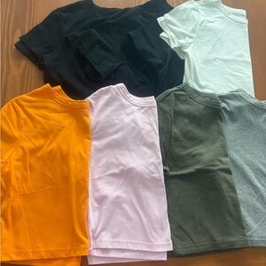 Bundle of 8 women's large crop tops